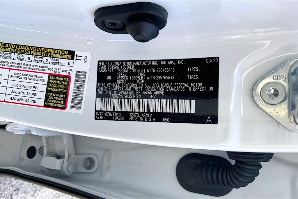 Thumbnail: 2021 Toyota Highlander - 21