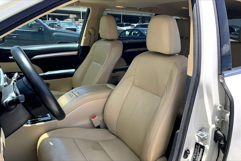Thumbnail: 2014 Toyota Highlander - 11