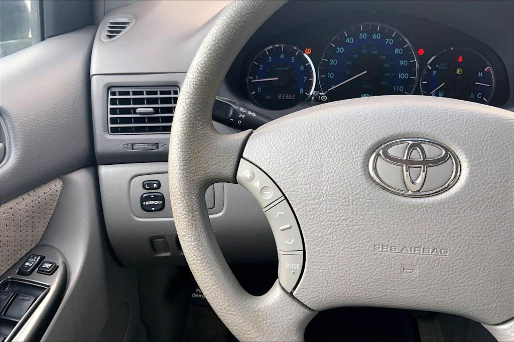 Thumbnail: 2010 Toyota Sienna - 22