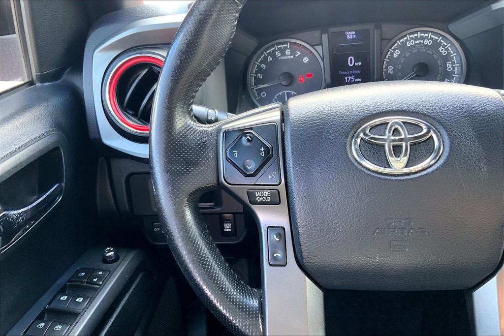 Thumbnail: 2016 Toyota Tacoma - 24