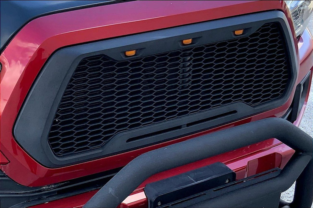 Thumbnail: 2016 Toyota Tacoma - 33