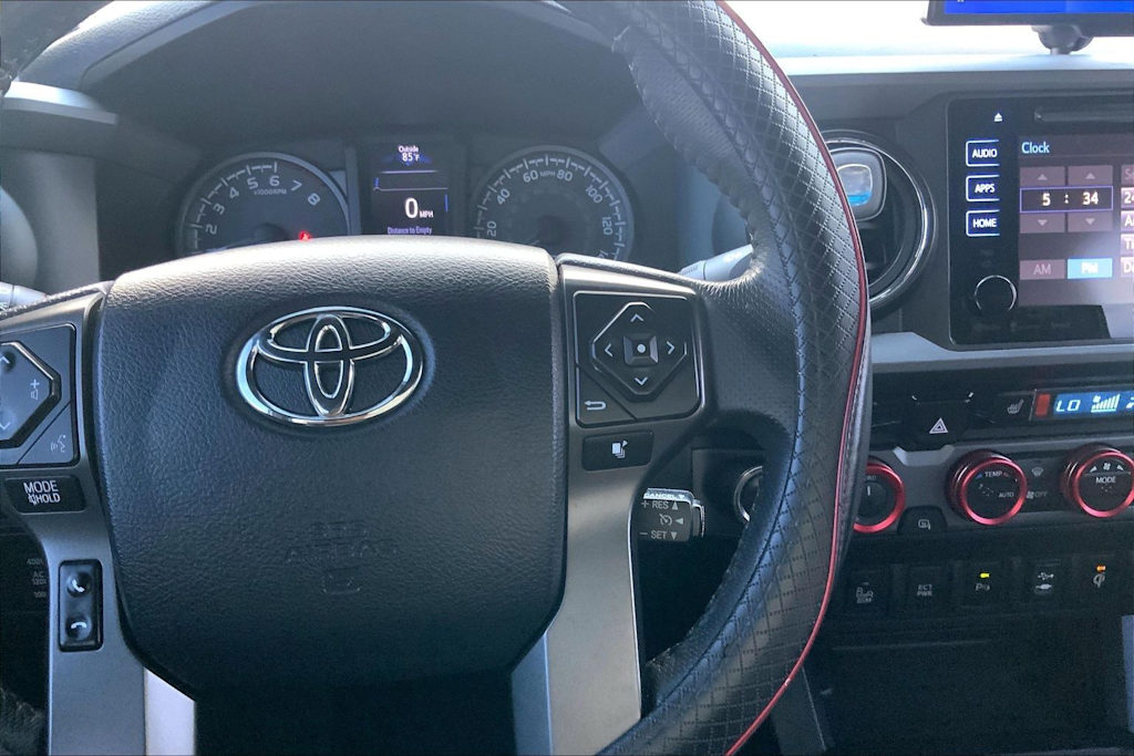 Thumbnail: 2017 Toyota Tacoma - 26