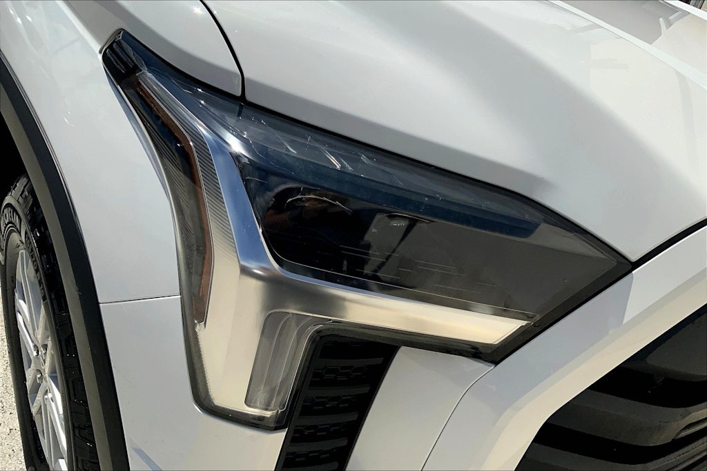 Thumbnail: 2022 Toyota Tundra - 31