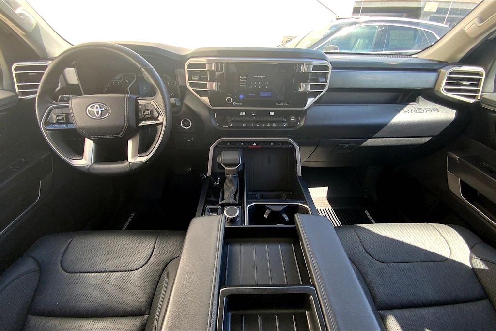 Thumbnail: 2022 Toyota Tundra - 10