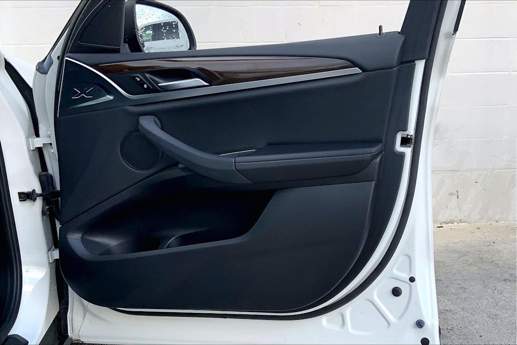 Thumbnail: 2022 BMW X3 - 28