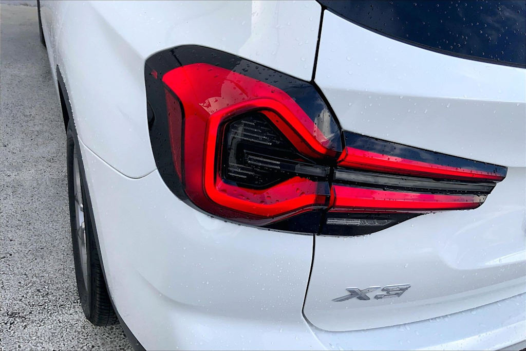 Thumbnail: 2022 BMW X3 - 32