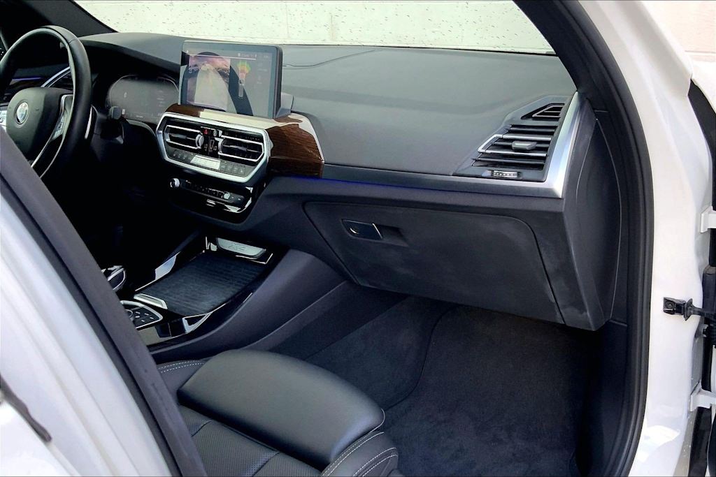 Thumbnail: 2022 BMW X3 - 24