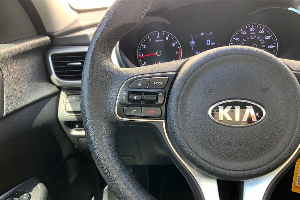Thumbnail: 2017 Kia Optima - 24