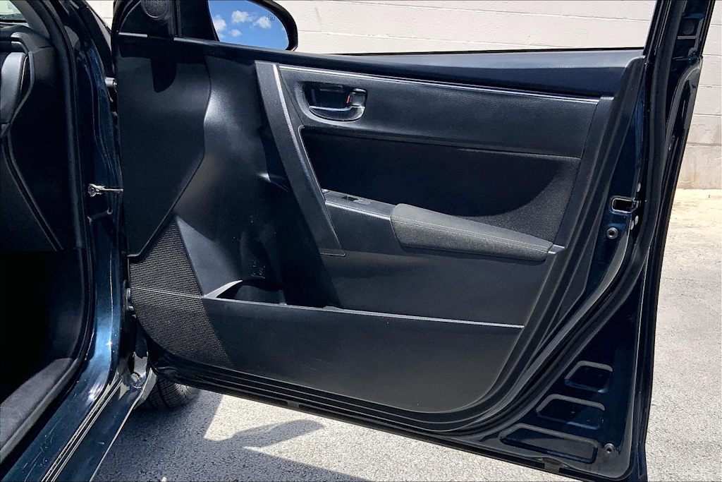 Thumbnail: 2019 Toyota Corolla - 28
