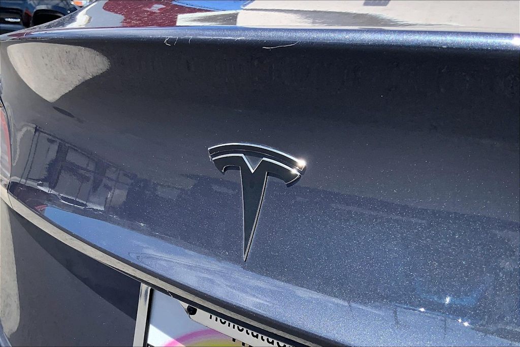 Thumbnail: 2020 Tesla Model 3 - 7