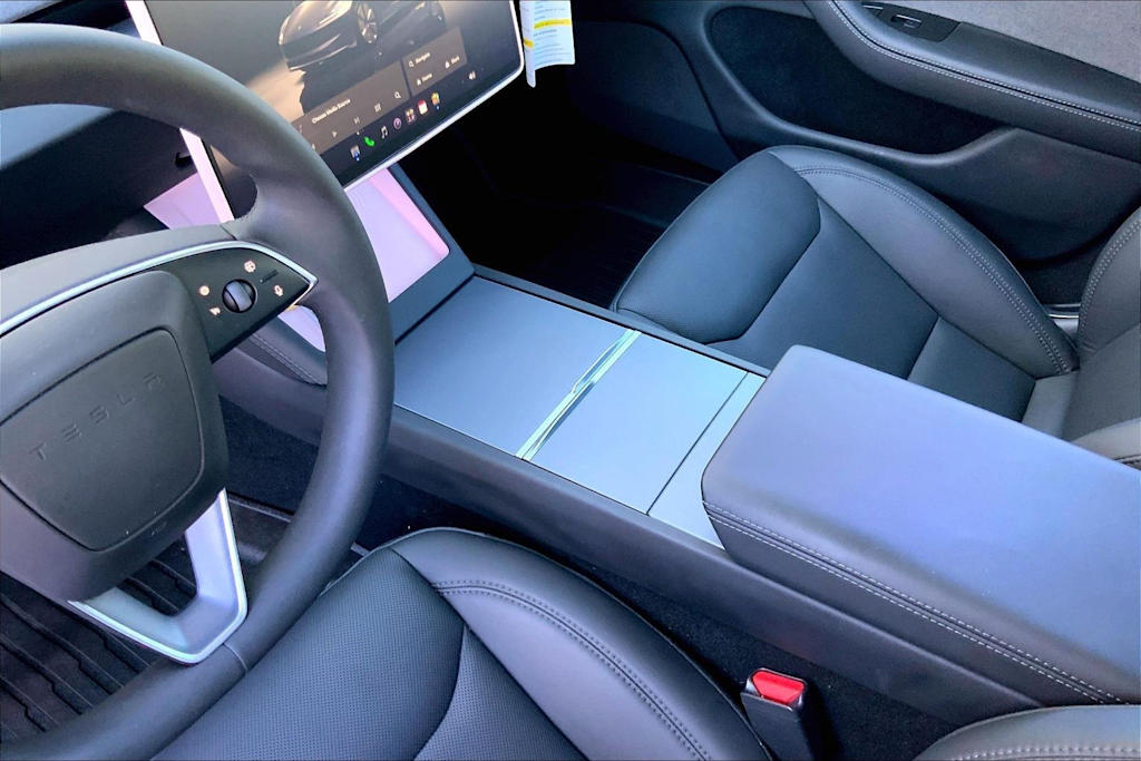 Thumbnail: 2024 Tesla Model 3 - 16