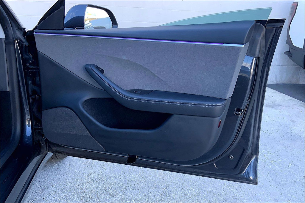 Thumbnail: 2024 Tesla Model 3 - 28