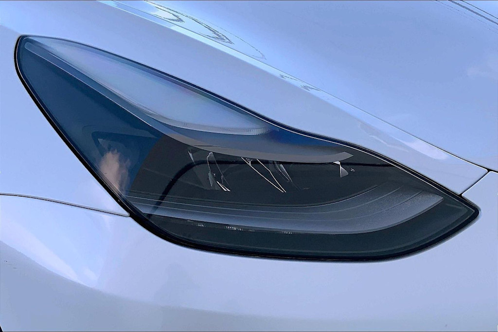 Thumbnail: 2021 Tesla Model 3 - 31