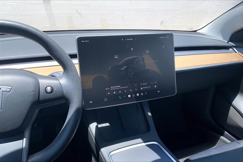 Thumbnail: 2023 Tesla Model 3 - 14
