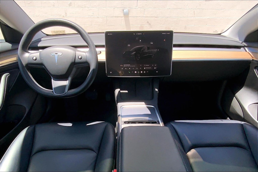 Thumbnail: 2023 Tesla Model 3 - 9