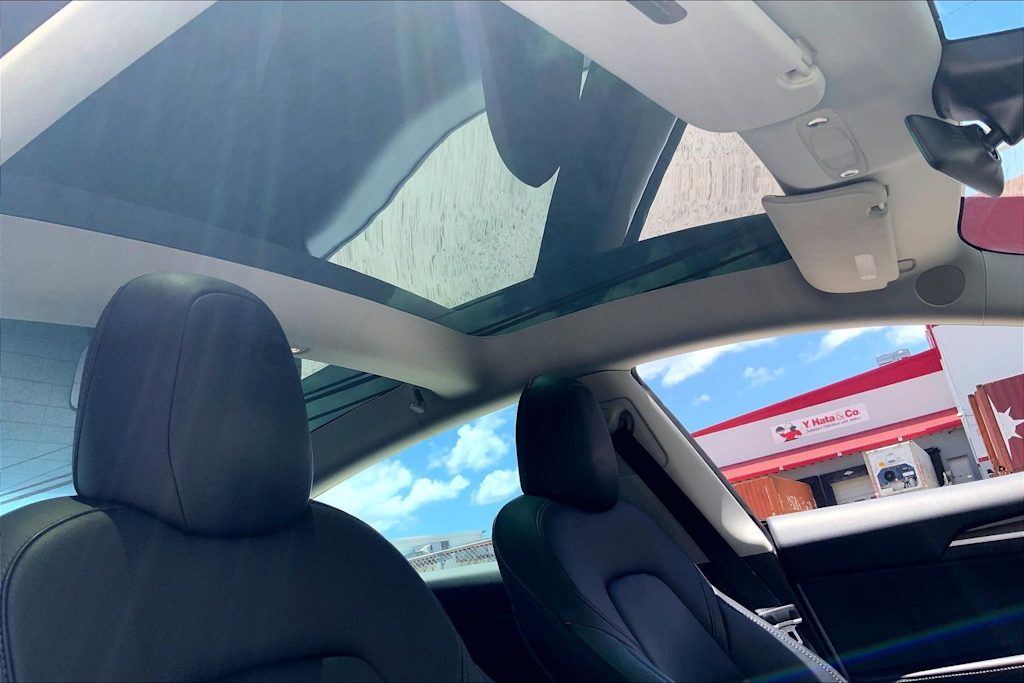 Thumbnail: 2023 Tesla Model 3 - 29