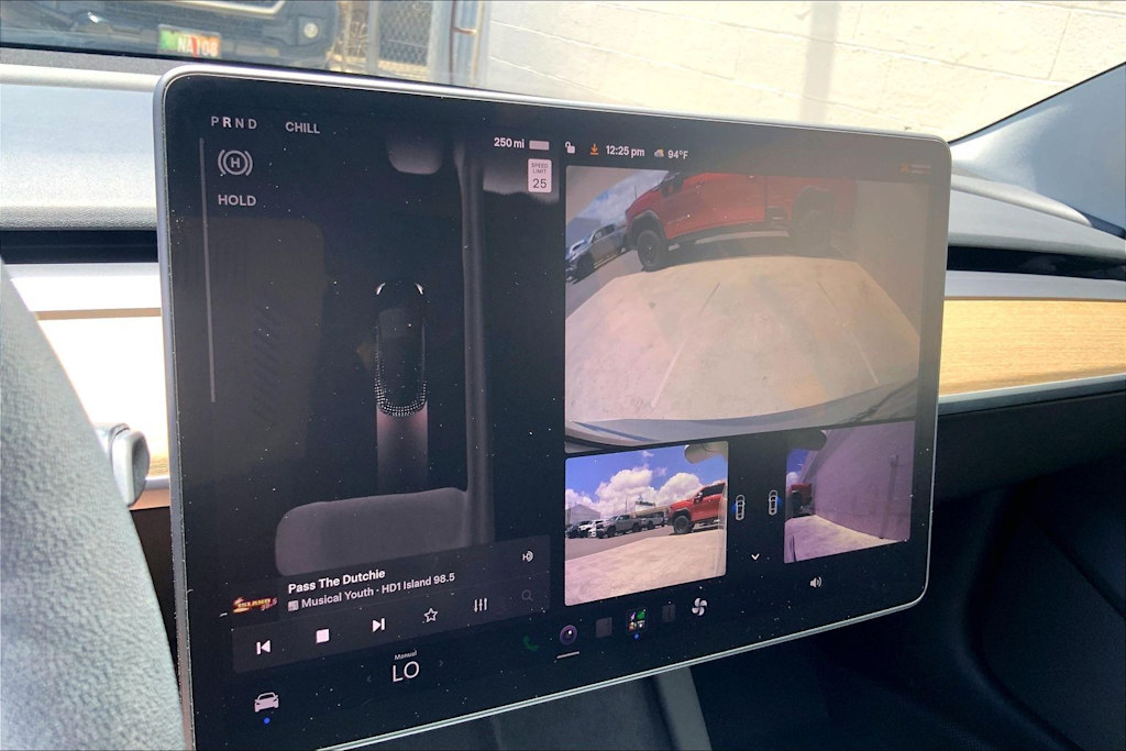 Thumbnail: 2023 Tesla Model 3 - 25