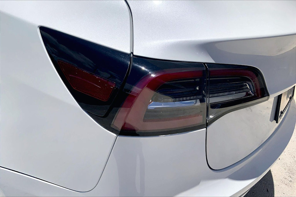 Thumbnail: 2023 Tesla Model 3 - 31