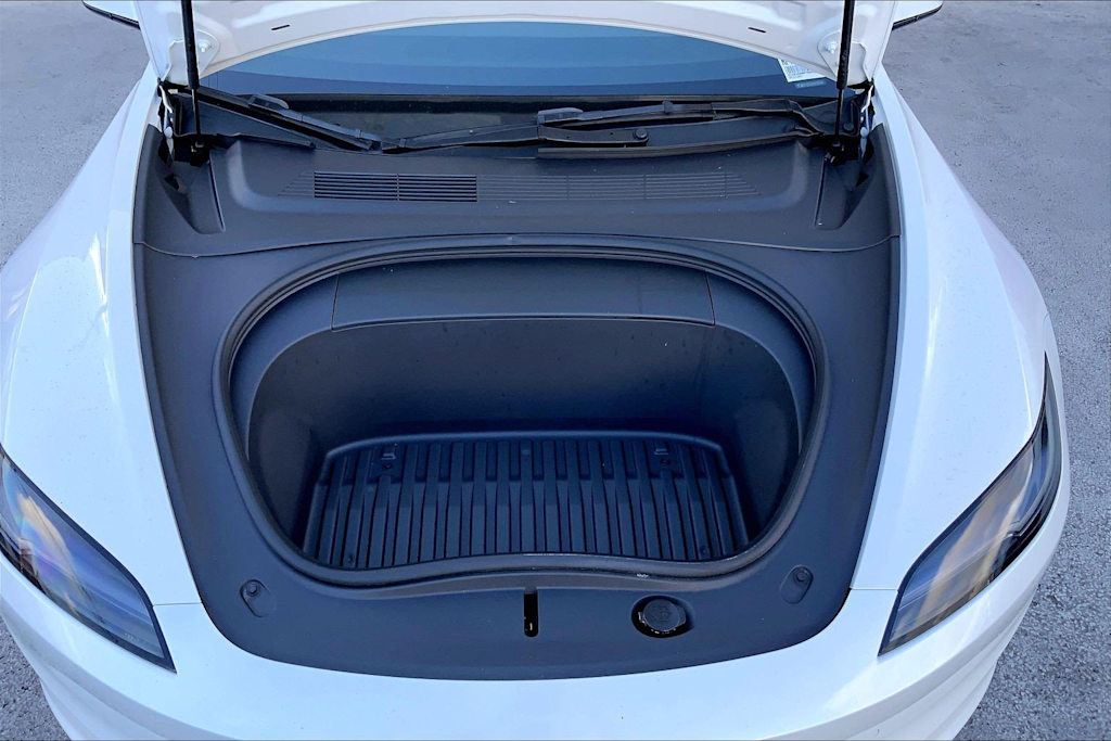 Thumbnail: 2024 Tesla Model 3 - 18