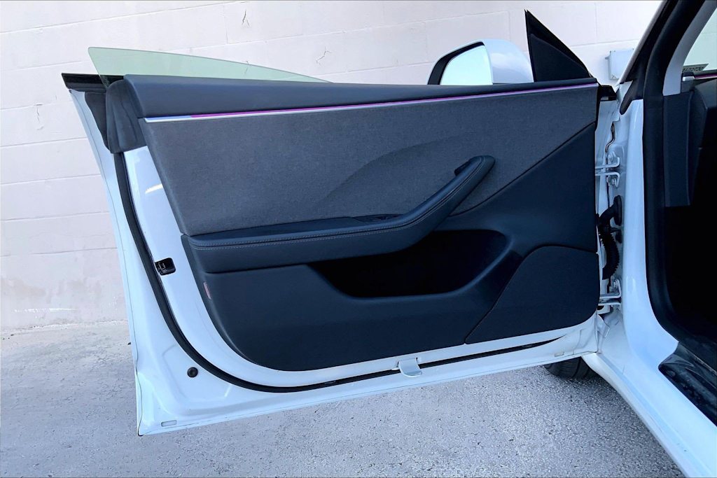 Thumbnail: 2024 Tesla Model 3 - 27