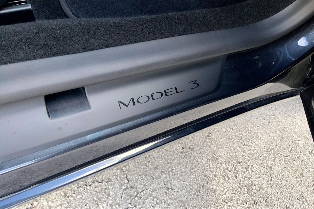 Thumbnail: 2025 Tesla Model 3 - 7