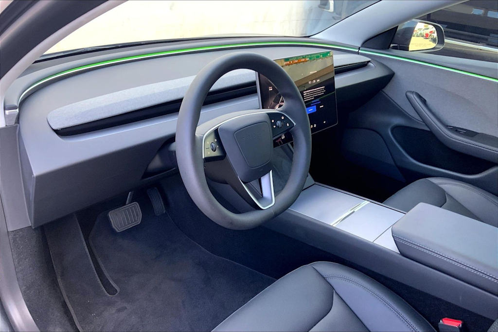 Thumbnail: 2025 Tesla Model 3 - 2