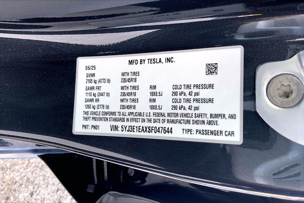 Thumbnail: 2025 Tesla Model 3 - 17