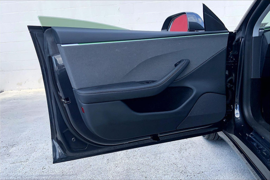 Thumbnail: 2025 Tesla Model 3 - 26