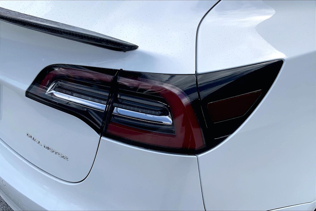 Thumbnail: 2020 Tesla Model 3 - 31