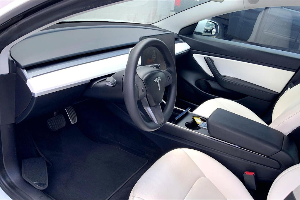 Thumbnail: 2020 Tesla Model 3 - 2
