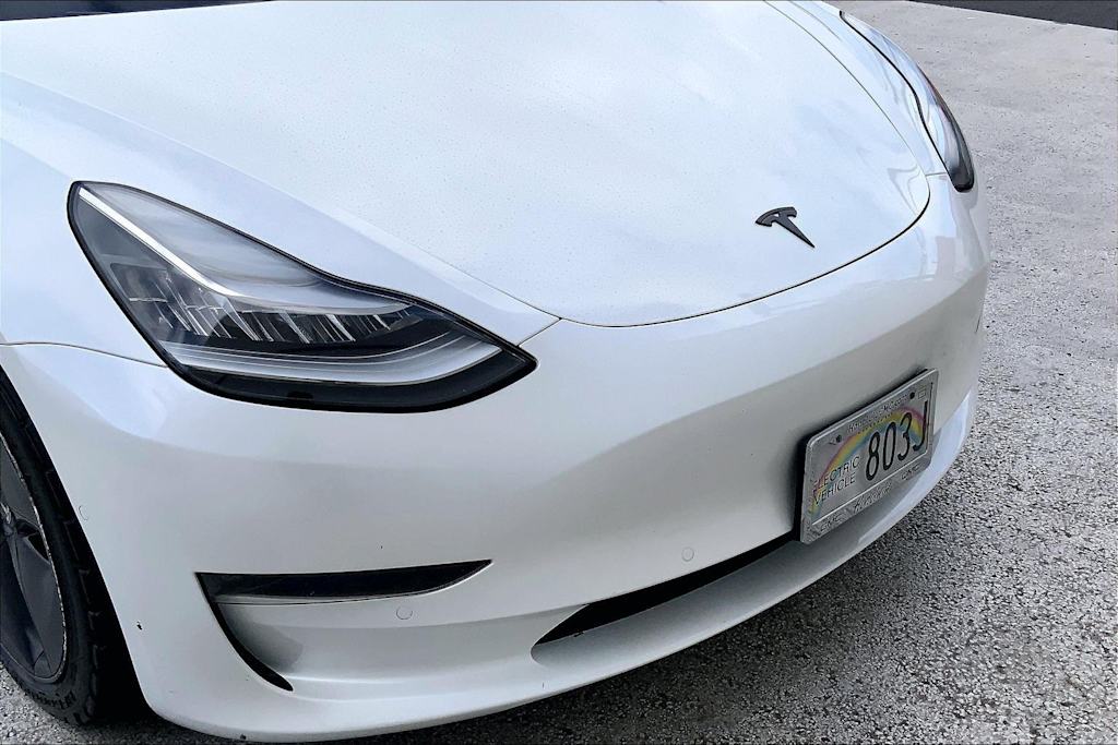 Thumbnail: 2020 Tesla Model 3 - 32