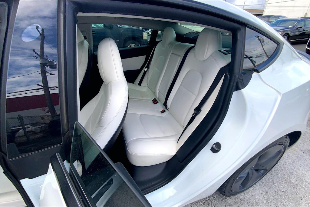 Thumbnail: 2020 Tesla Model 3 - 9