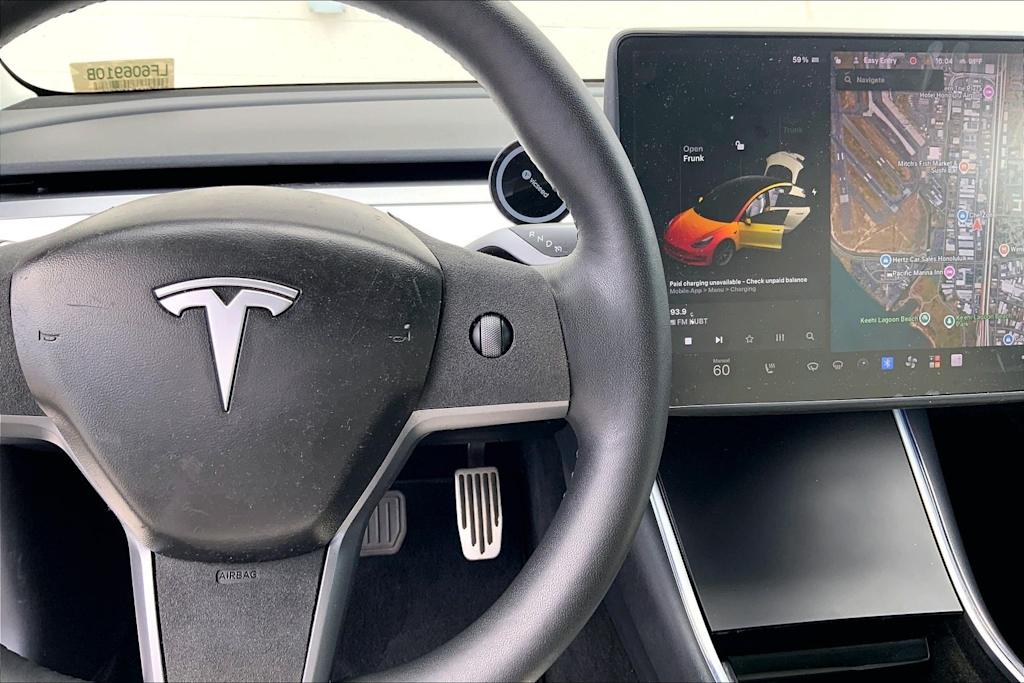 Thumbnail: 2020 Tesla Model 3 - 25