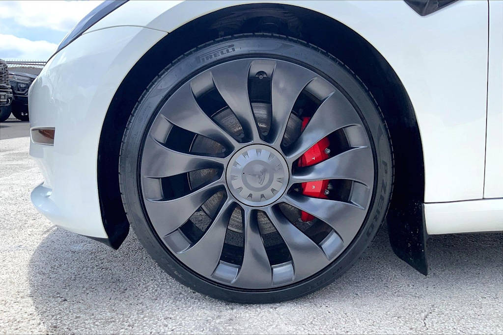 Thumbnail: 2023 Tesla Model 3 - 8