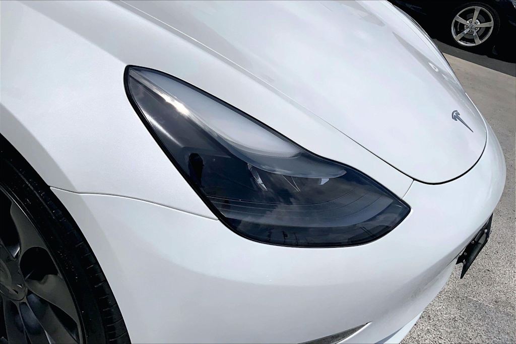 Thumbnail: 2023 Tesla Model 3 - 31
