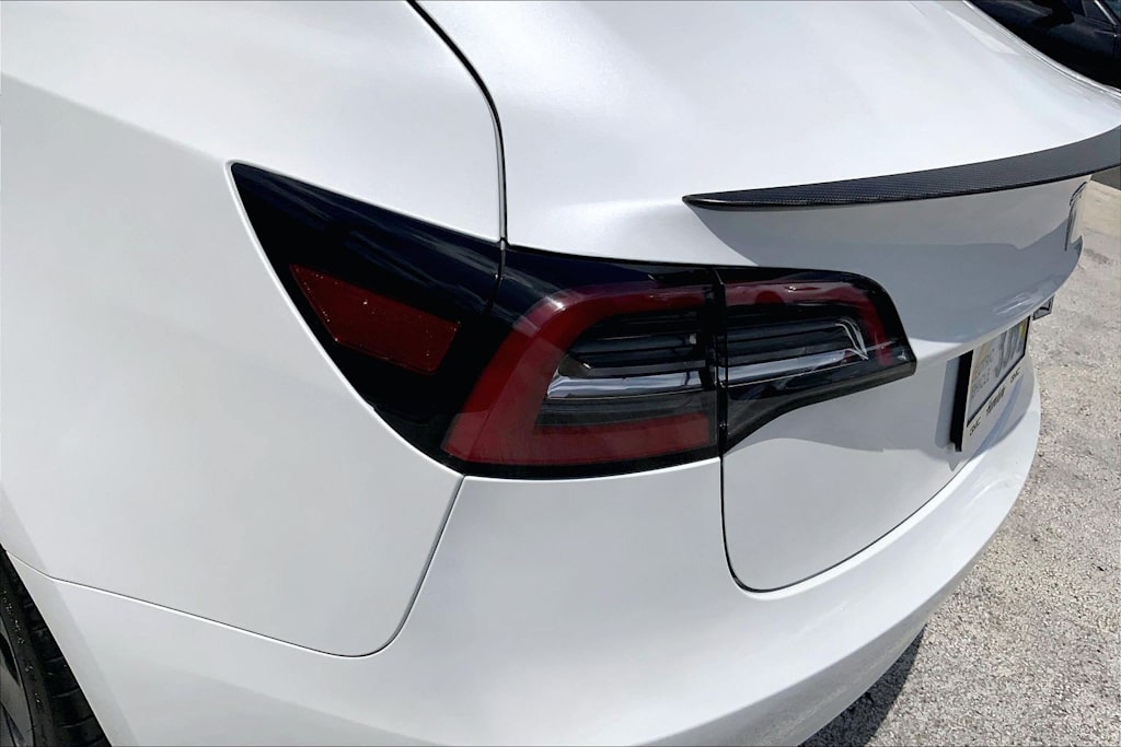 Thumbnail: 2023 Tesla Model 3 - 32