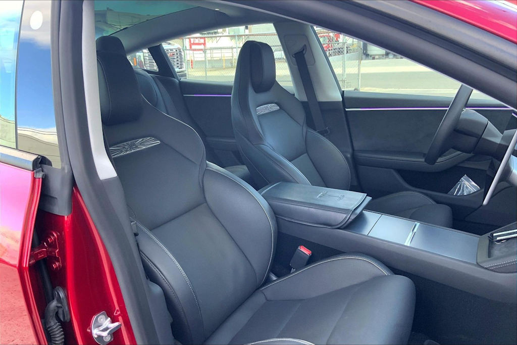 Thumbnail: 2025 Tesla Model 3 - 11