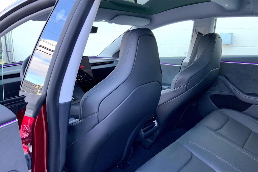 Thumbnail: 2025 Tesla Model 3 - 12