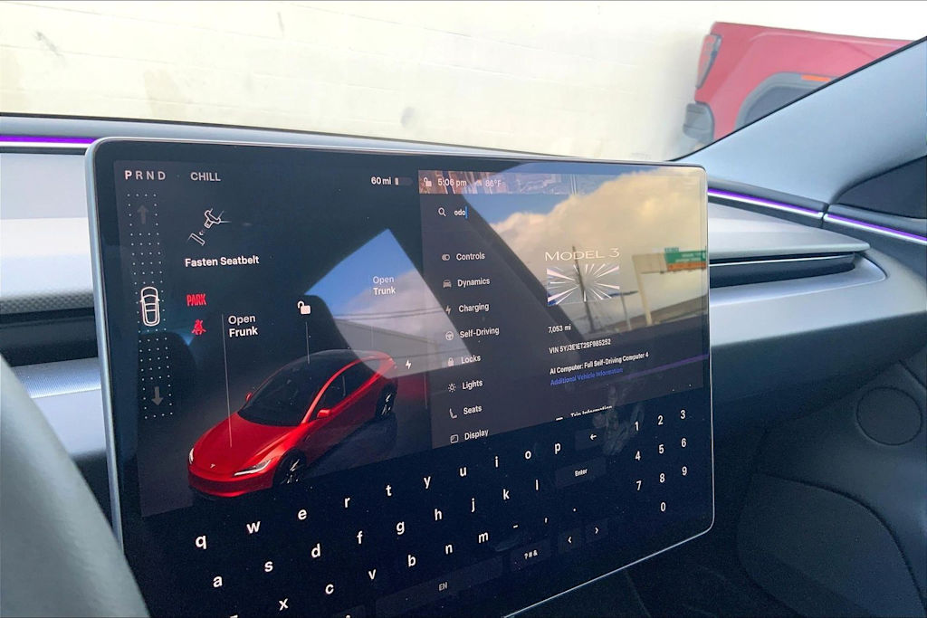 Thumbnail: 2025 Tesla Model 3 - 15