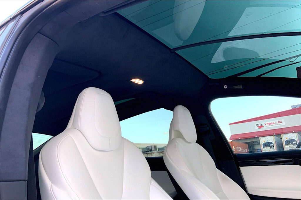 Thumbnail: 2018 Tesla Model X - 29