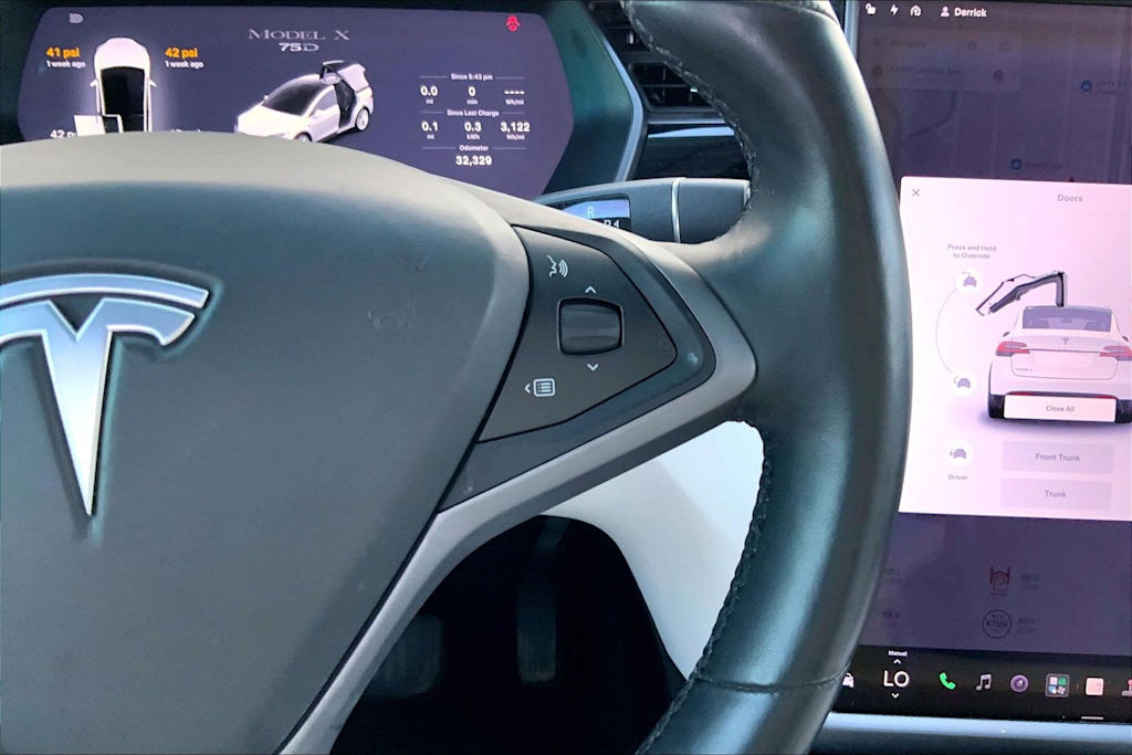 Thumbnail: 2018 Tesla Model X - 24