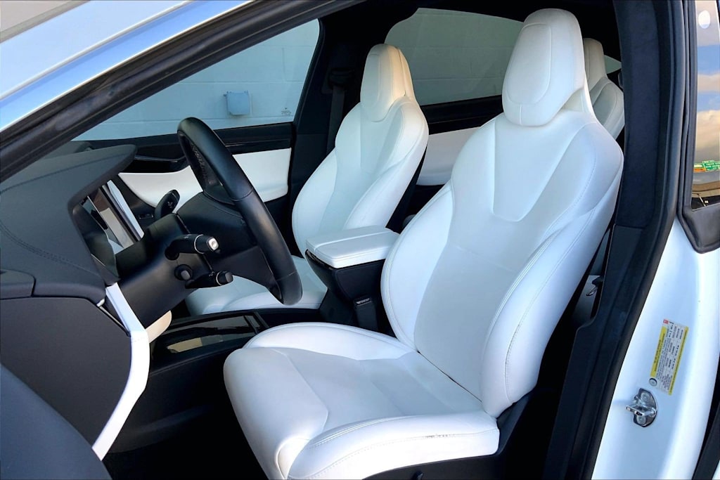 Thumbnail: 2018 Tesla Model X - 9