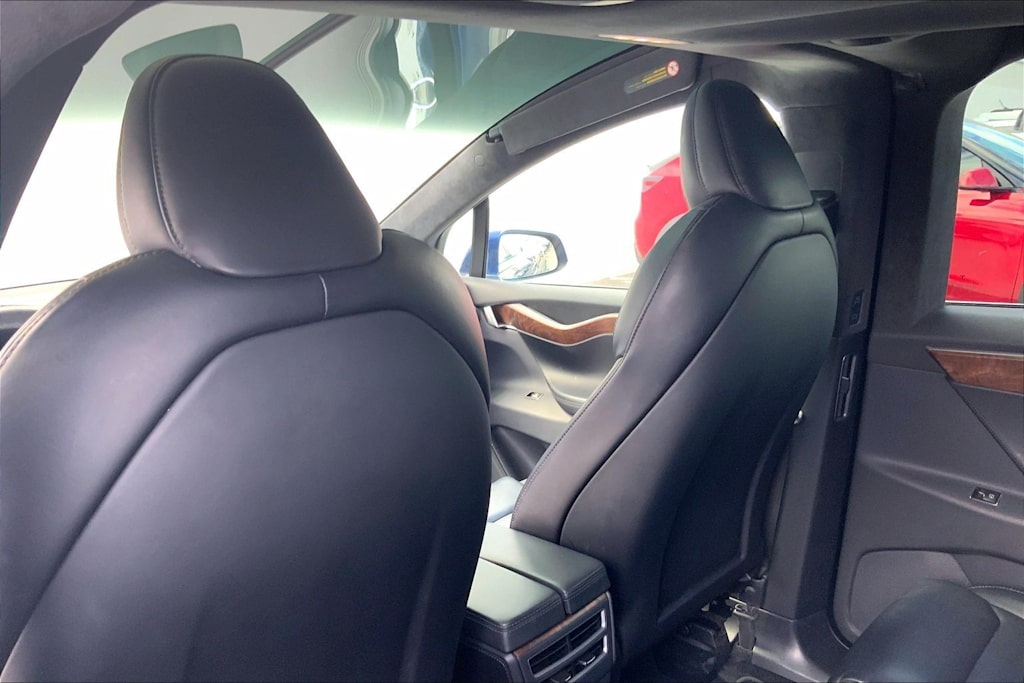 Thumbnail: 2021 Tesla Model X - 11