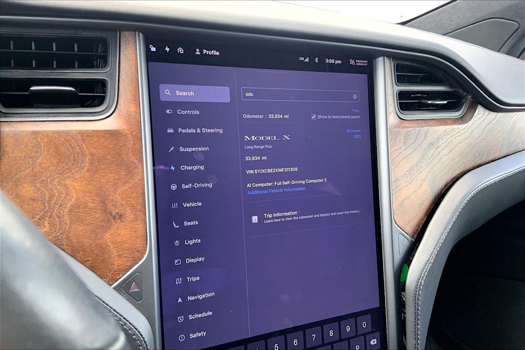 Thumbnail: 2021 Tesla Model X - 22