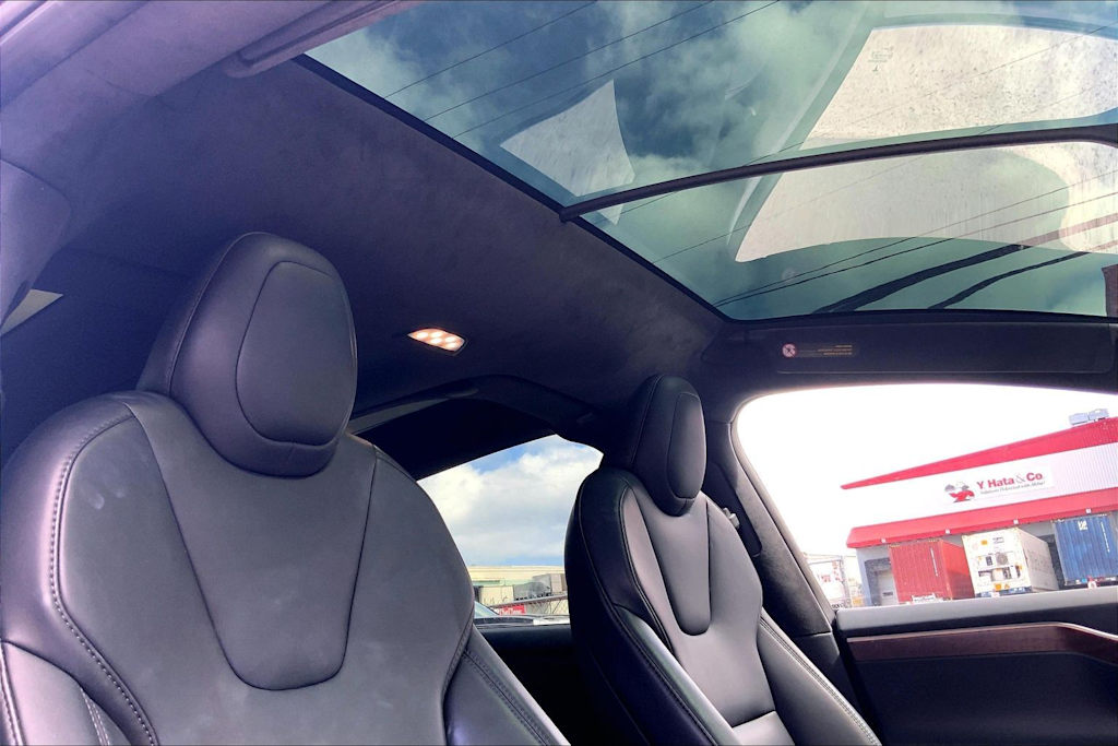 Thumbnail: 2021 Tesla Model X - 30