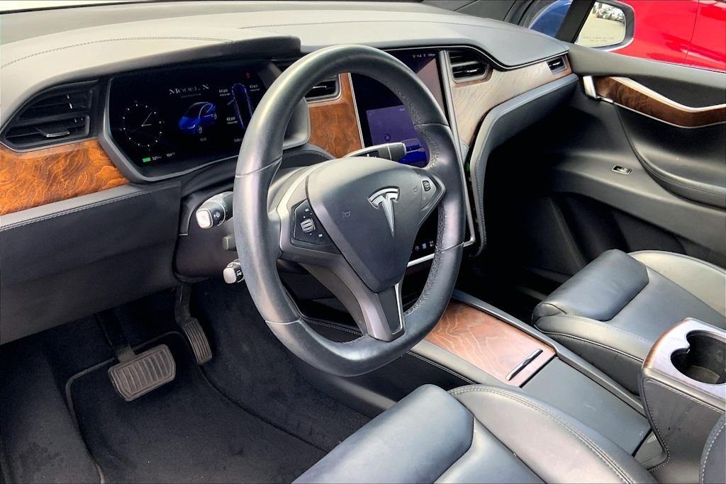 Thumbnail: 2021 Tesla Model X - 2