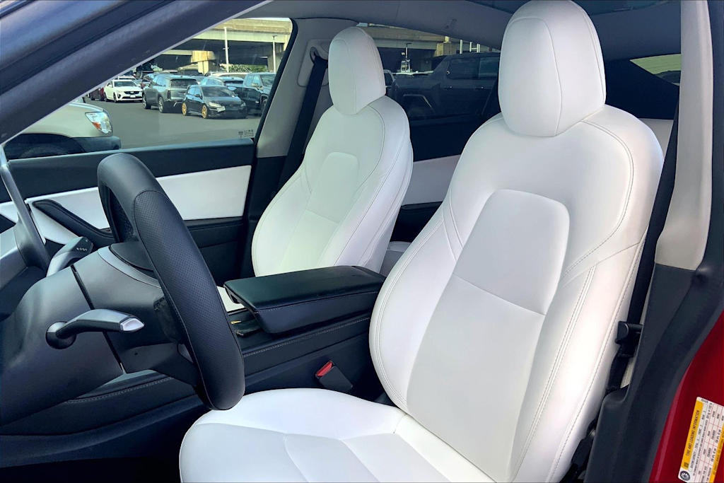 Thumbnail: 2021 Tesla Model Y - 10