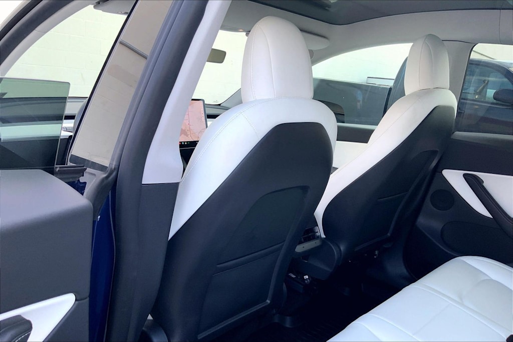 Thumbnail: 2021 Tesla Model Y - 12