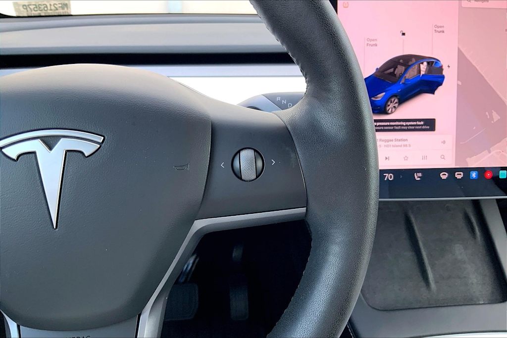 Thumbnail: 2021 Tesla Model Y - 25