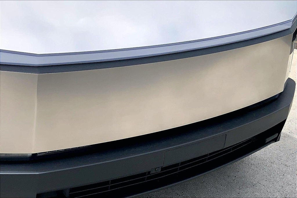 Thumbnail: 2024 Tesla Cybertruck - 33